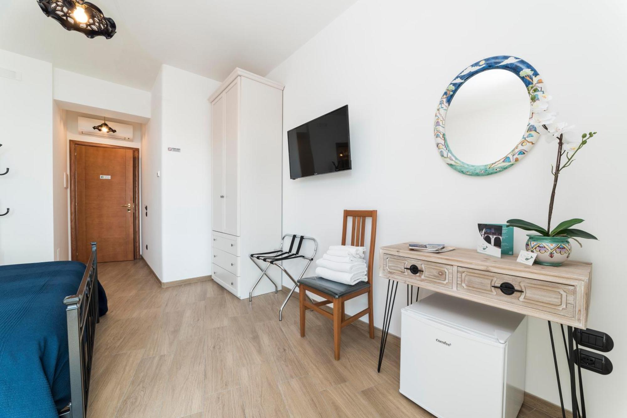 B&B Palazzo Pinto 2 Vietri 外观 照片